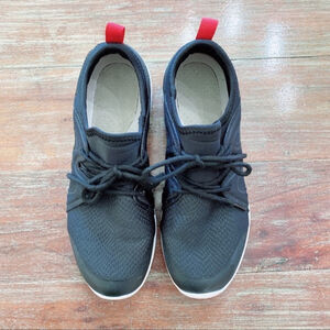 Vionic Storm Black Sneakers Size US 9